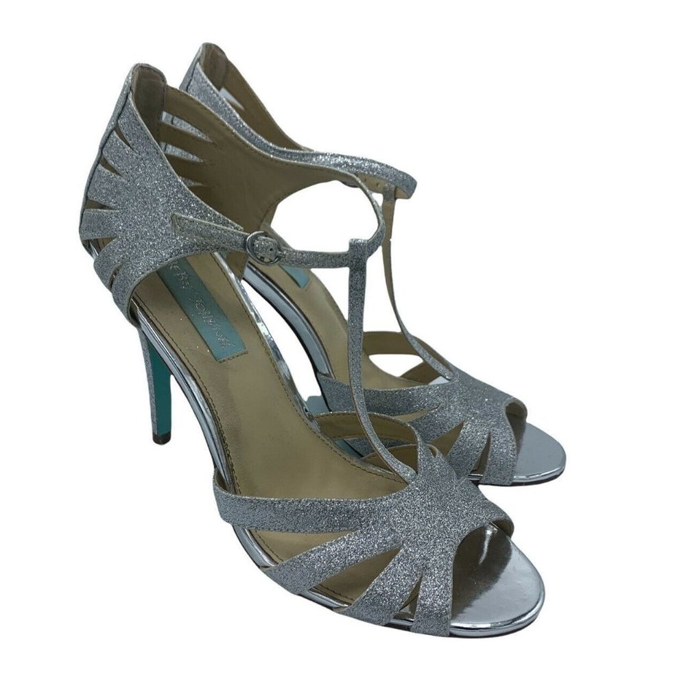 Betsey Johnson Size 8.5 Silver Sparkly High Heels